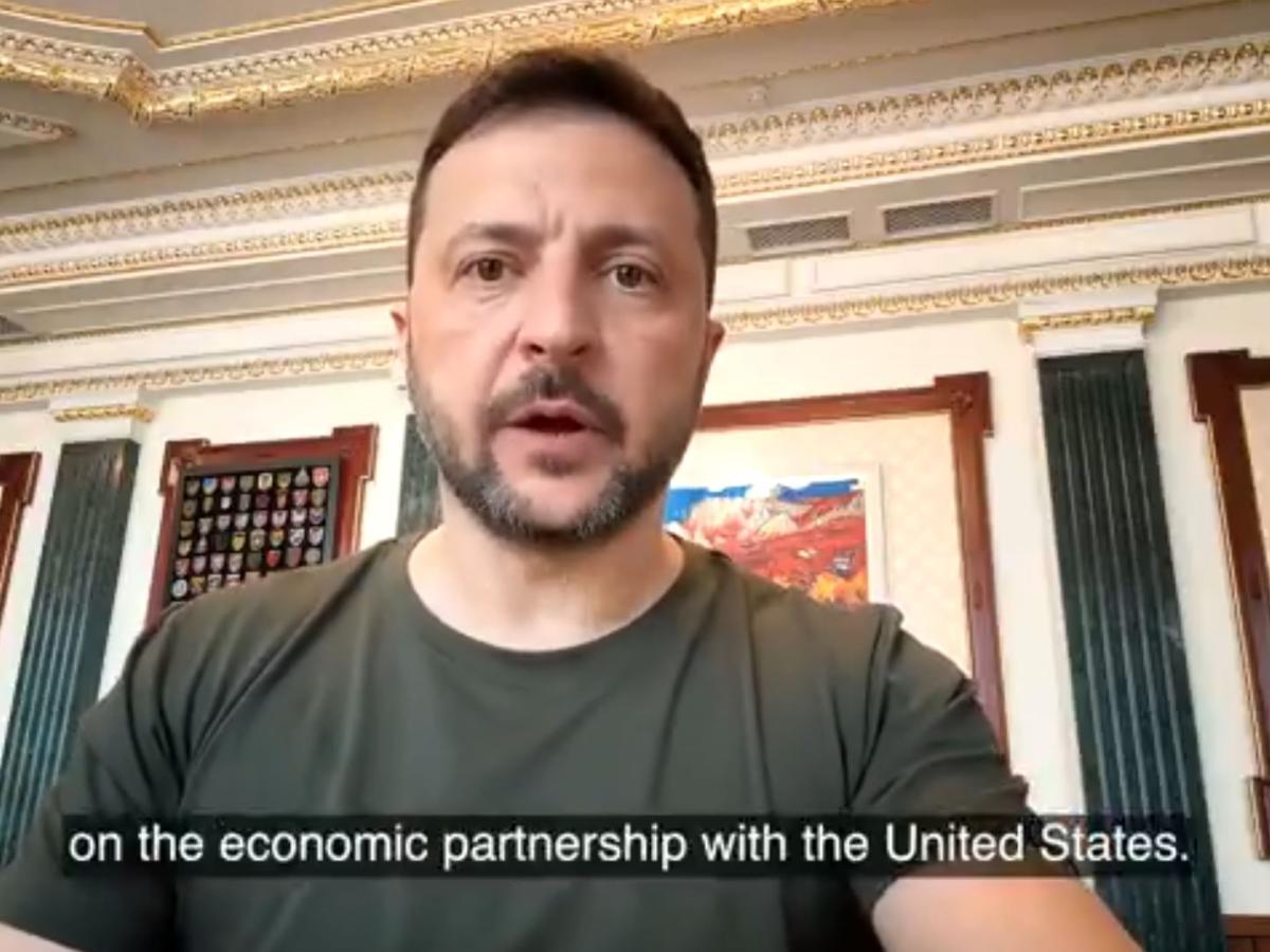 President Zelensky speaks and a caption reads ' on the economic partnership with the United States.
