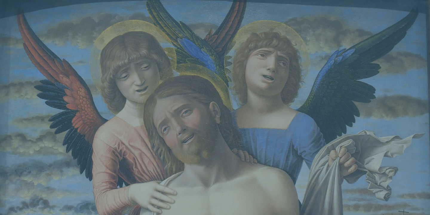A medieval painting of a suffering Christ surrounded by two angels looking concerned.